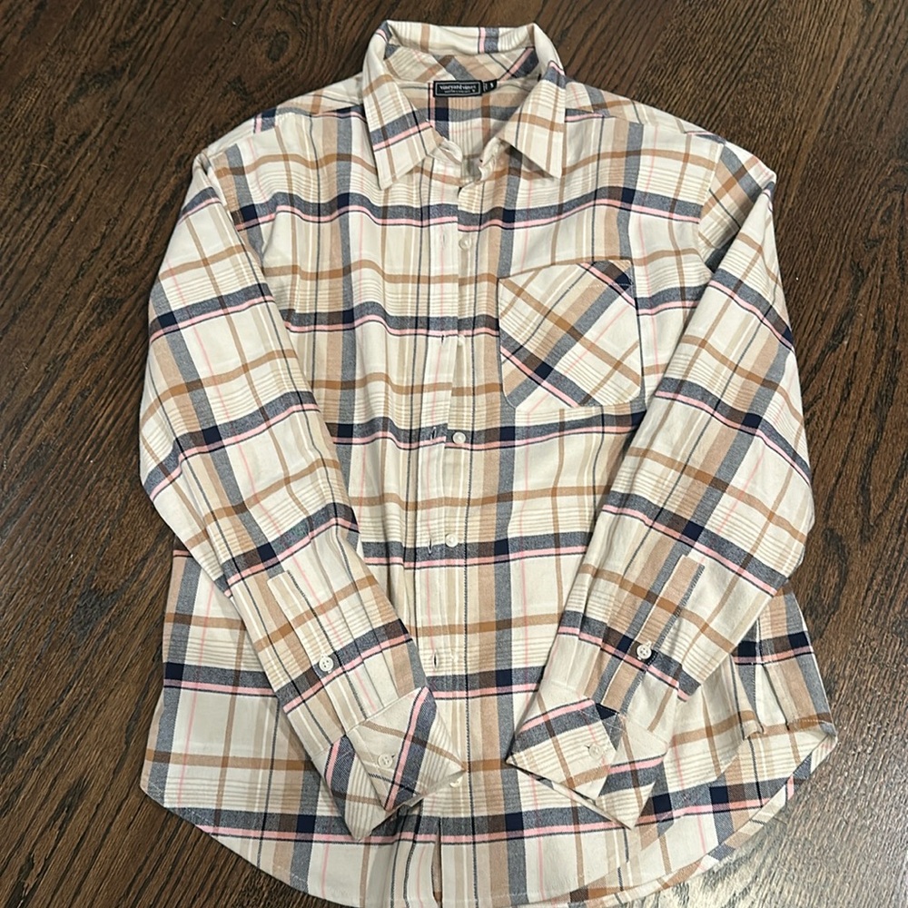 Vineyard Vines Women’s shirt small